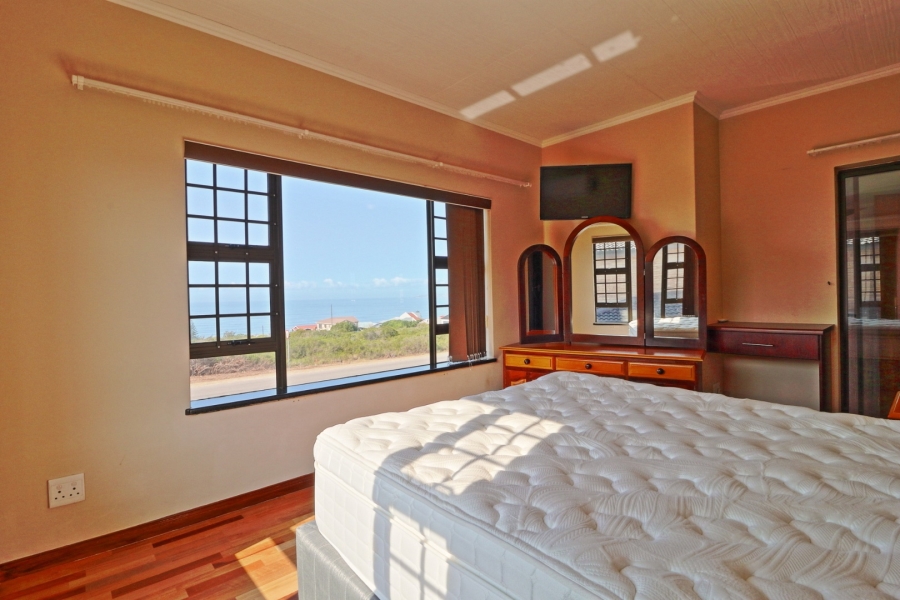 4 Bedroom Property for Sale in Reebok Western Cape